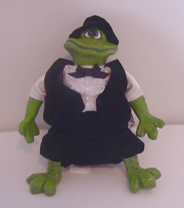 Kathleen Kelly groom frog, Mr Pondhopper