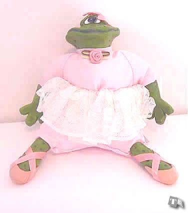 Ballerina Frog, Bailey Rina - Kathleen Kelly Collectibles