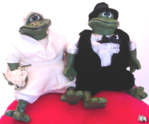 Bride/Groom, Mr & Mrs Pondhopper - Kathleen Kelly Collectibles